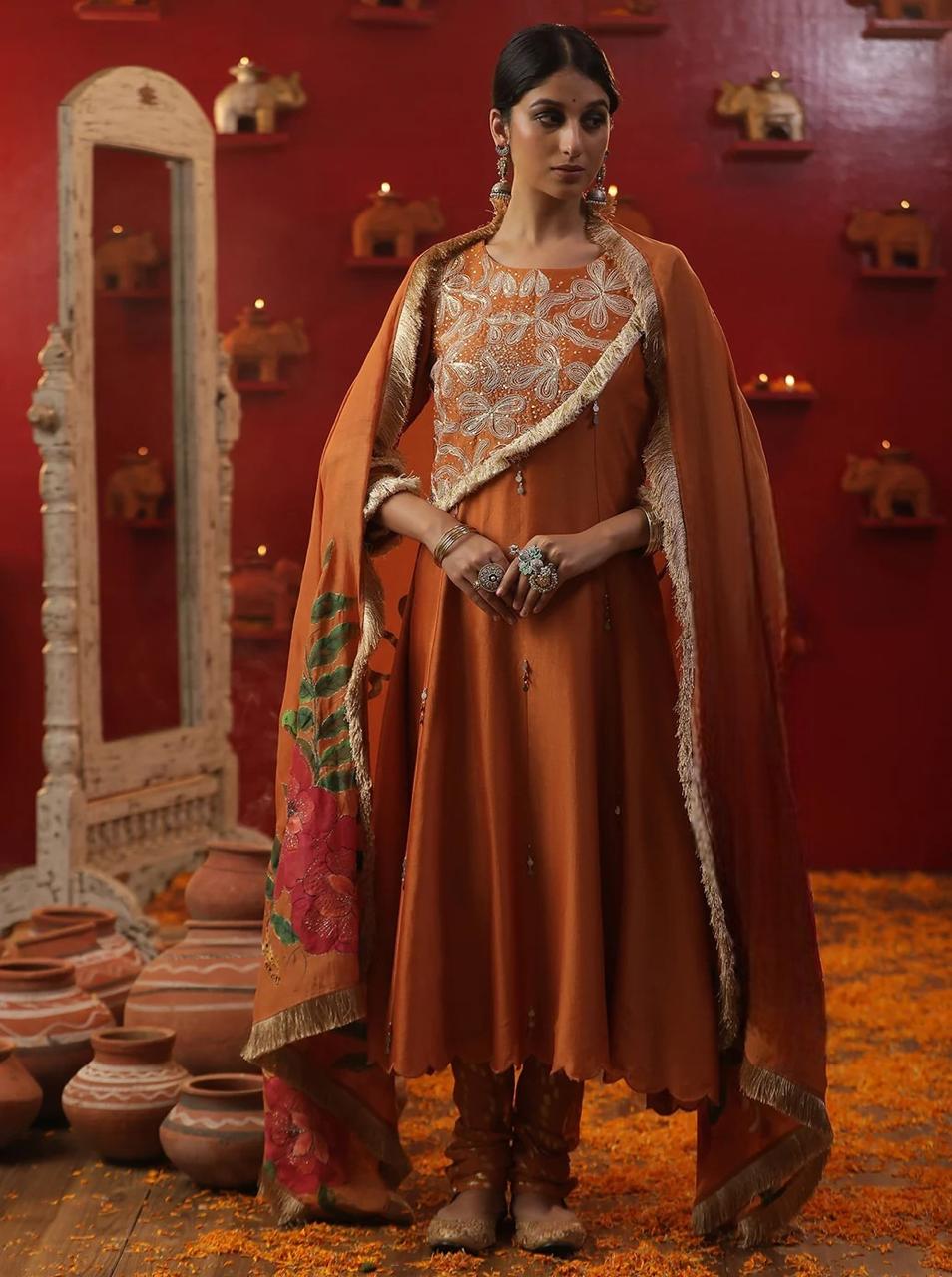 Burnt orange handpainted suit set - Image 5