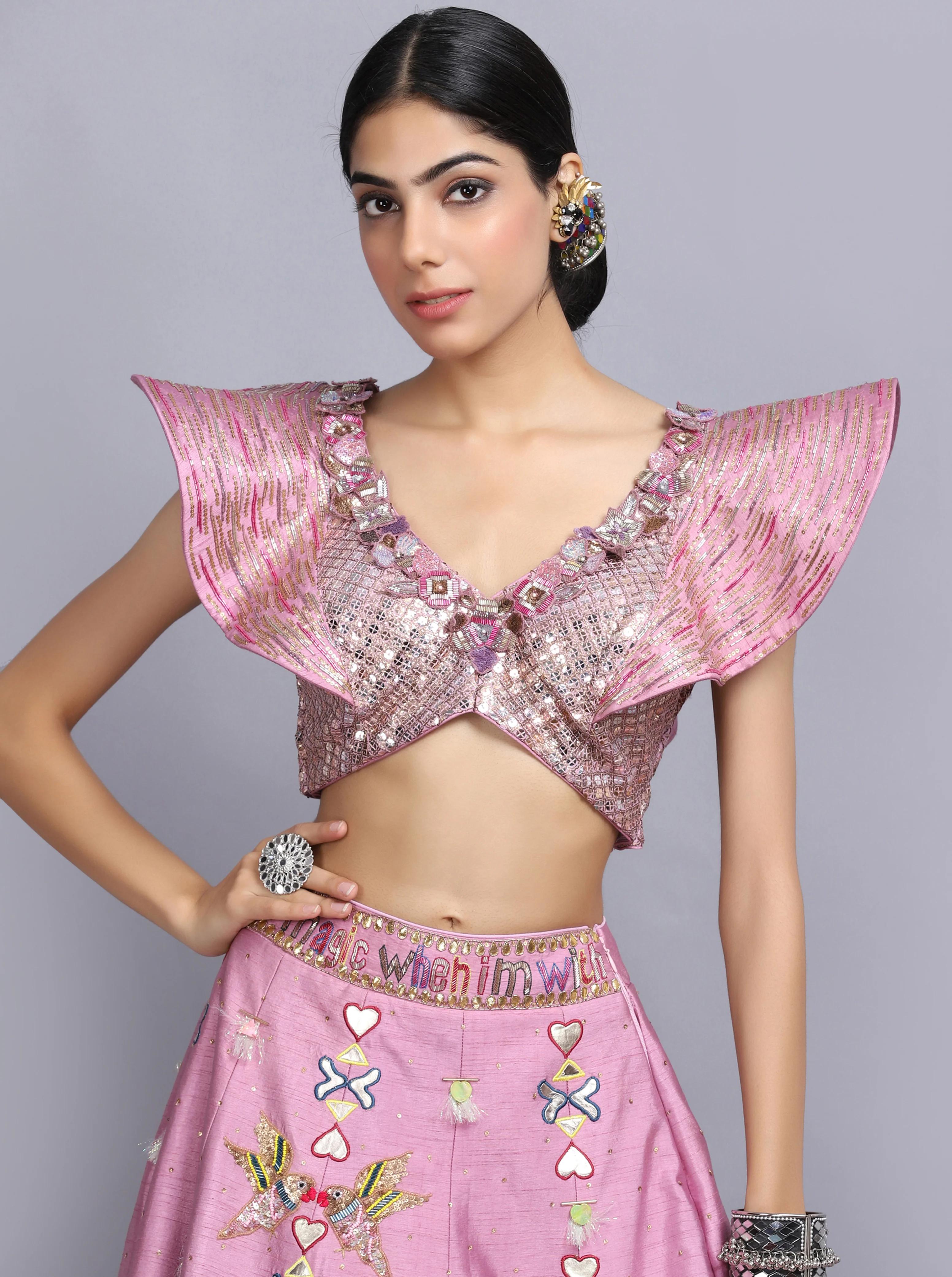 Cameo pink handpainted lehenga set - Image 3