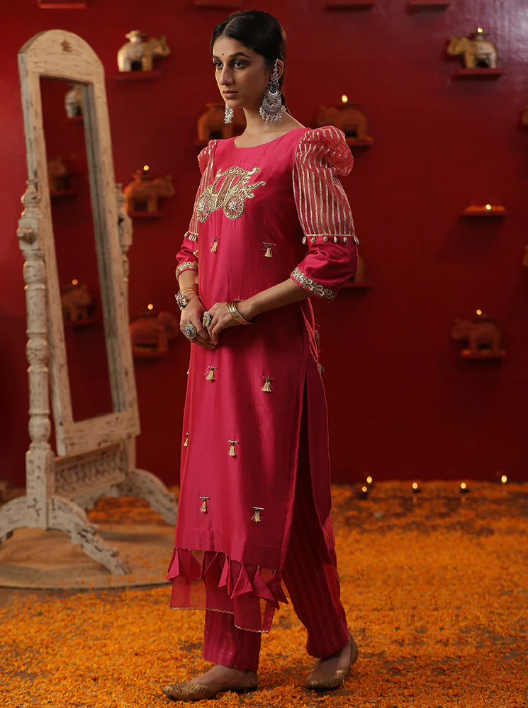 Pink baggi AS signature suit set - Image 2