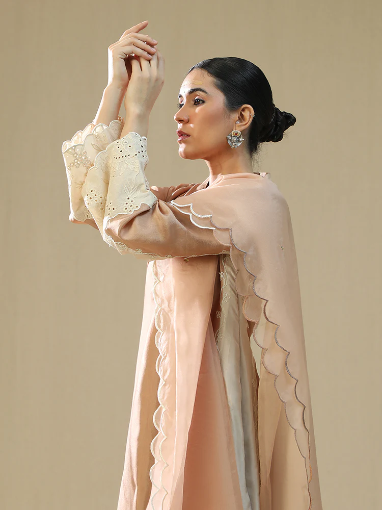 Rose gold handpainted suit set - Image 6